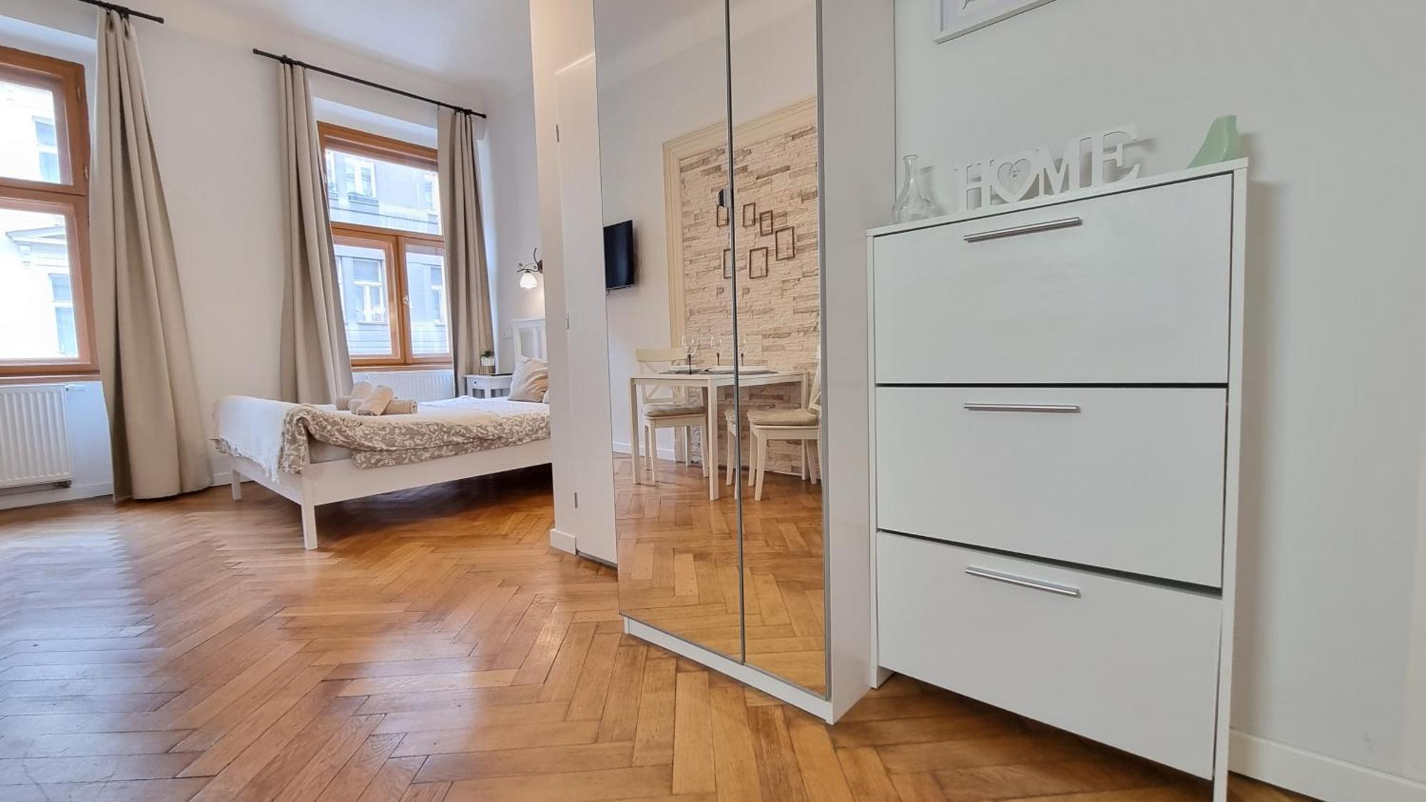 Finnem Rentals Florenc Prague Exterior photo